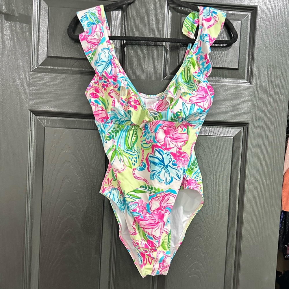 One piece swimsuit